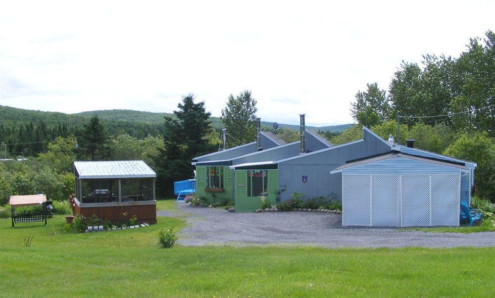 Oasis Du Grand Fond Inc Villa La Malbaie Exterior photo